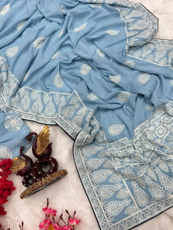 EXQUISITE BOUTIQUE DESIGNER LUKNOWI SAREE FOR PARTY & GATHERINGS